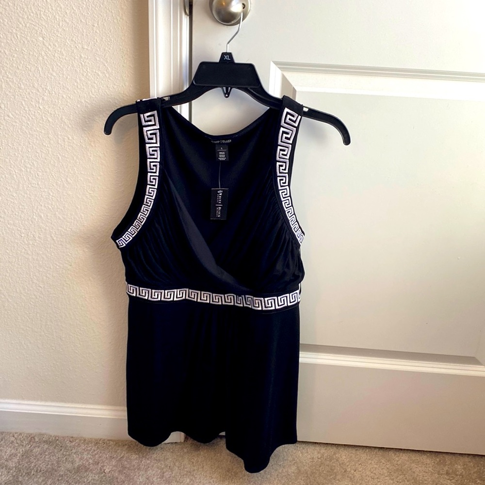 NWT White House Black Market Top